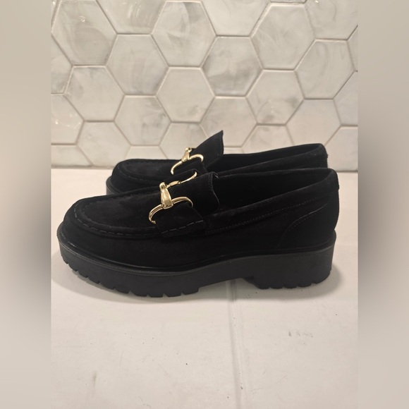 Rizzoli Woman’s Black Suede Slip On Loafers With Gold Buckle Size 6.5 - 39 - Picture 4 of 9